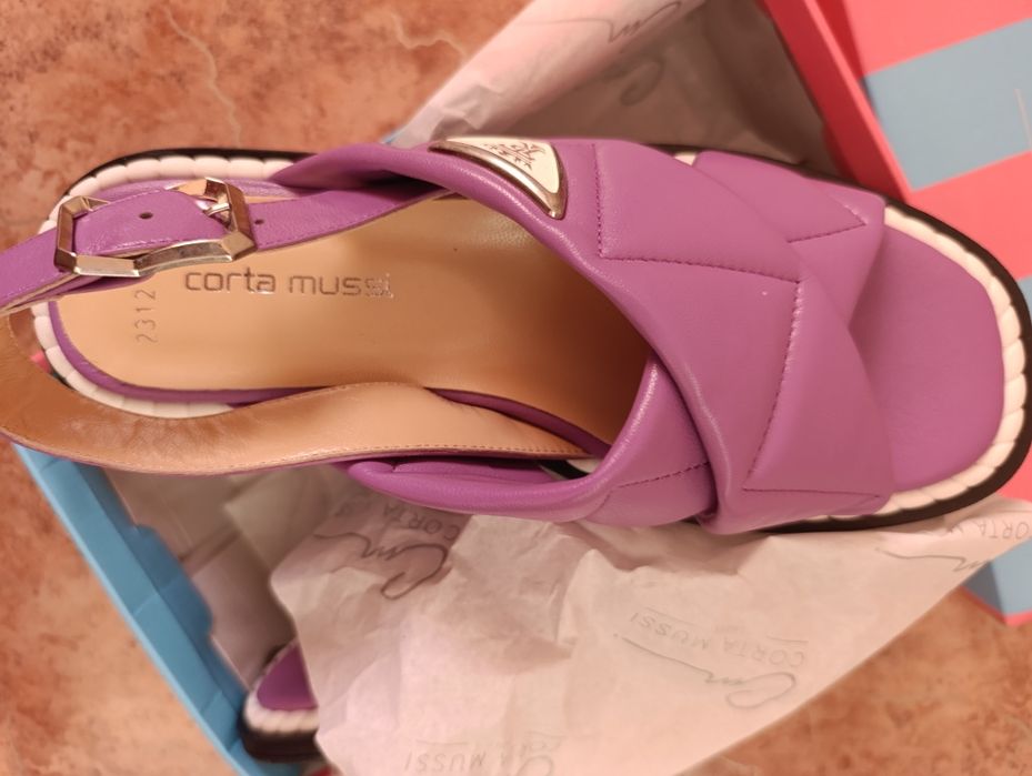 Босоножки, 40 разм.