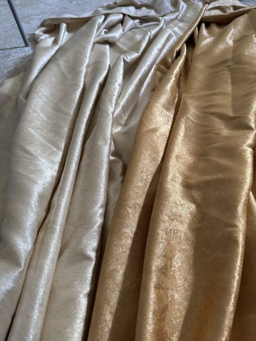 Продам шторы 8м двухцветный