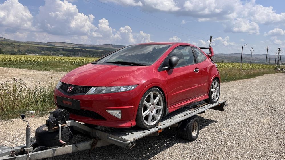 Dezmembrez honda civic type r