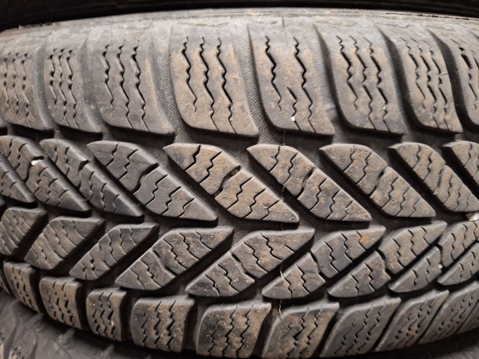 -set anvelope iarna-185 65 15