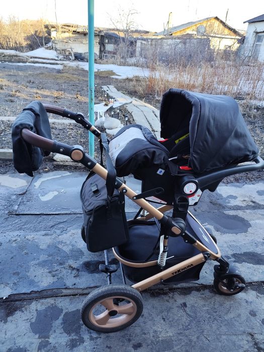 Продам коляску +автолюлька 3 в 1