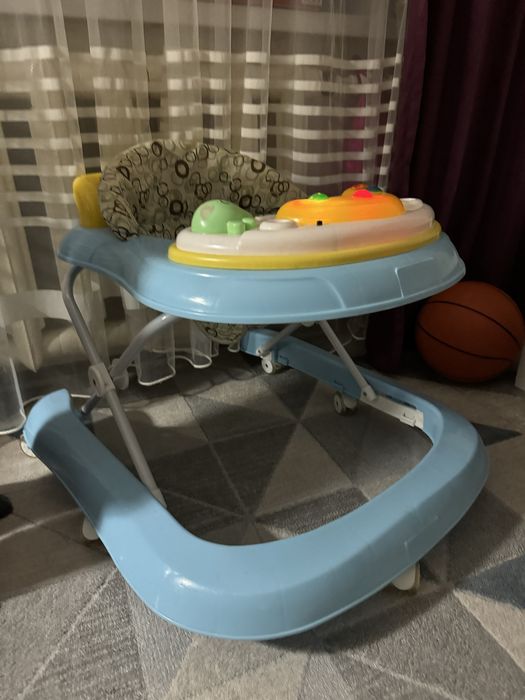 Ходунки в отличном состоянии, музыкальный