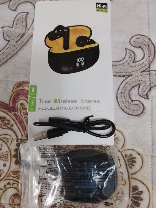 Наушники Bluetooth