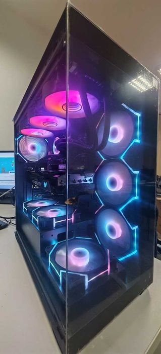 ТОП Геймърско PC Ryzen 5 9600X/32Gb/1TB SSD/Asus TUF 3070TI/Гаранция