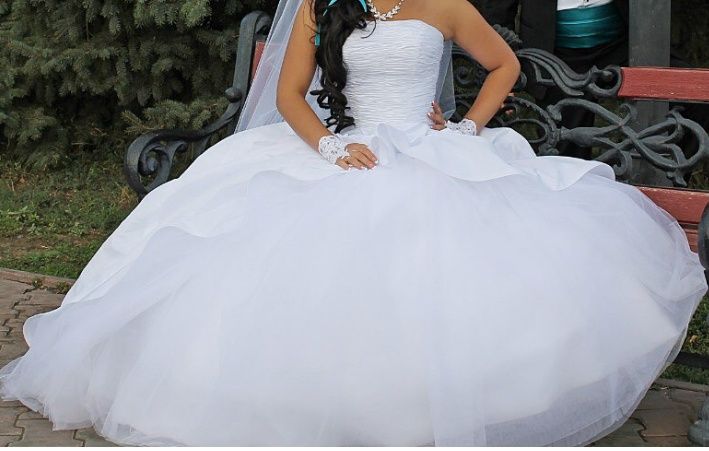 Продам свадебное платье б/у но в отличном состоянии