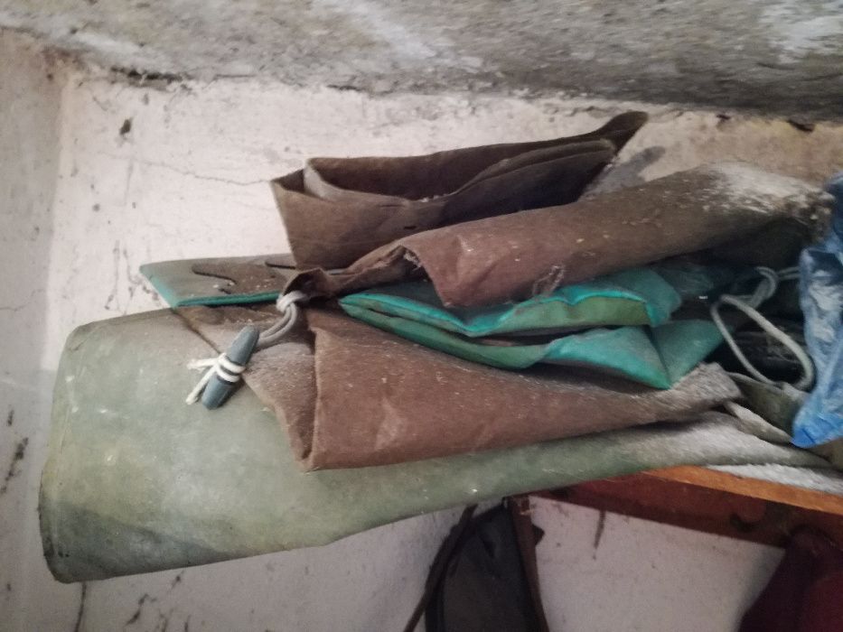 продавам военно химическо защитно облекло