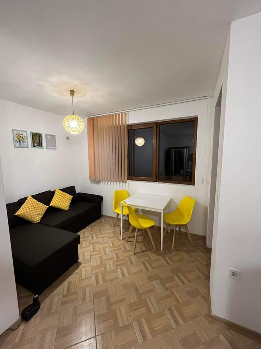 Дава се под наем Двустаен апартамент в Варна, Централна поща - 45 кв.м за 408 € - Снимка #1