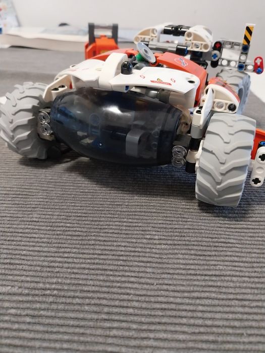 Лего Техник Вседеход (джип)