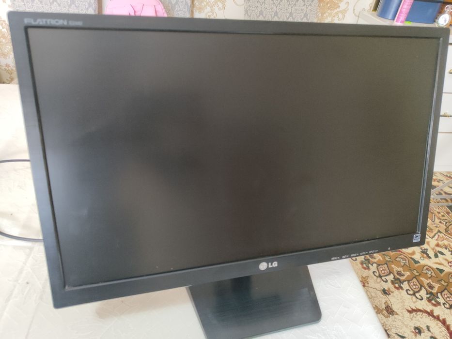 Монитор LG 24 сотилади нархи 350минг