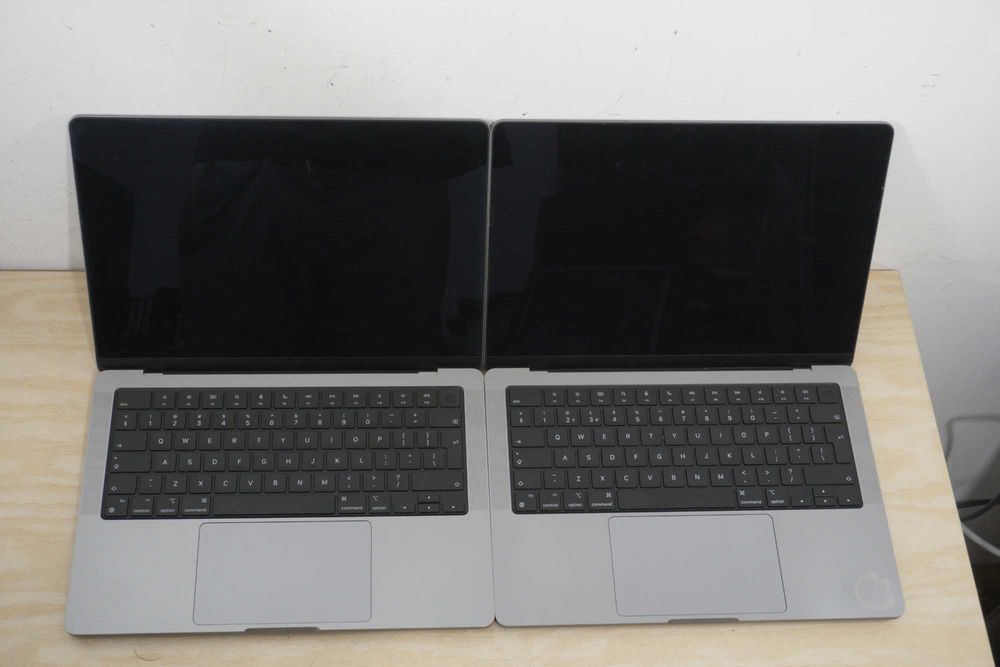 Лаптоп Apple MacBook Pro 14 a2442 - M1 Pro 16GB RAM 512GB SSD 1 година гаранция ДДС