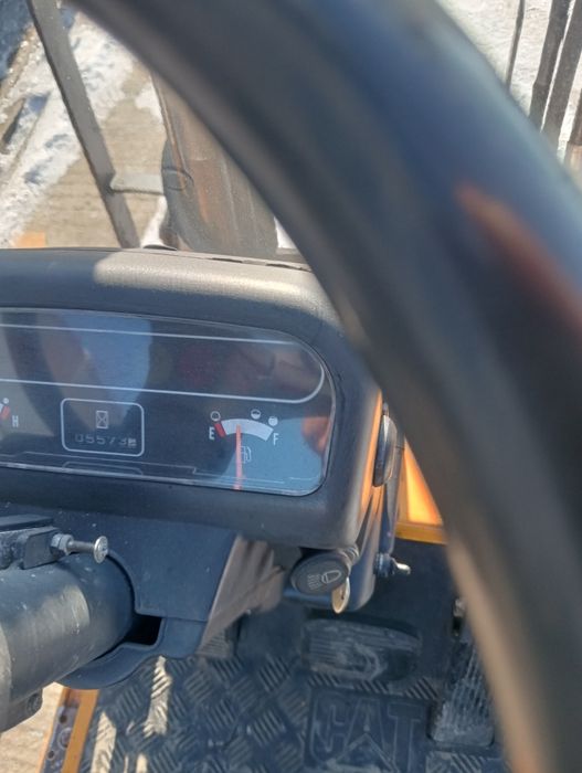 Stivuitor caterpillar 1,6T