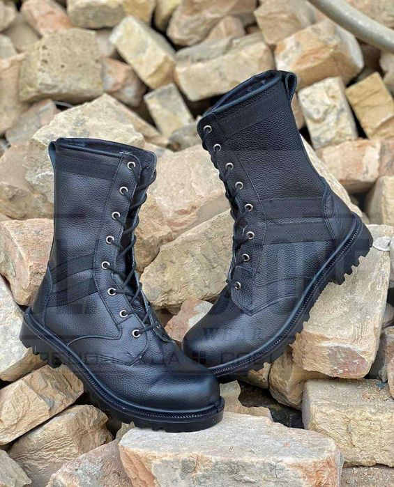 Спецобувь высокие берцы от производителя BLACKSTONE