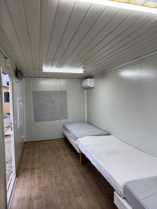 Vand/inchiriez container 6/2,4 aer conditionat schimb cu sprinter