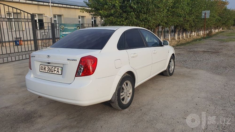 Lacetti sotiladi
