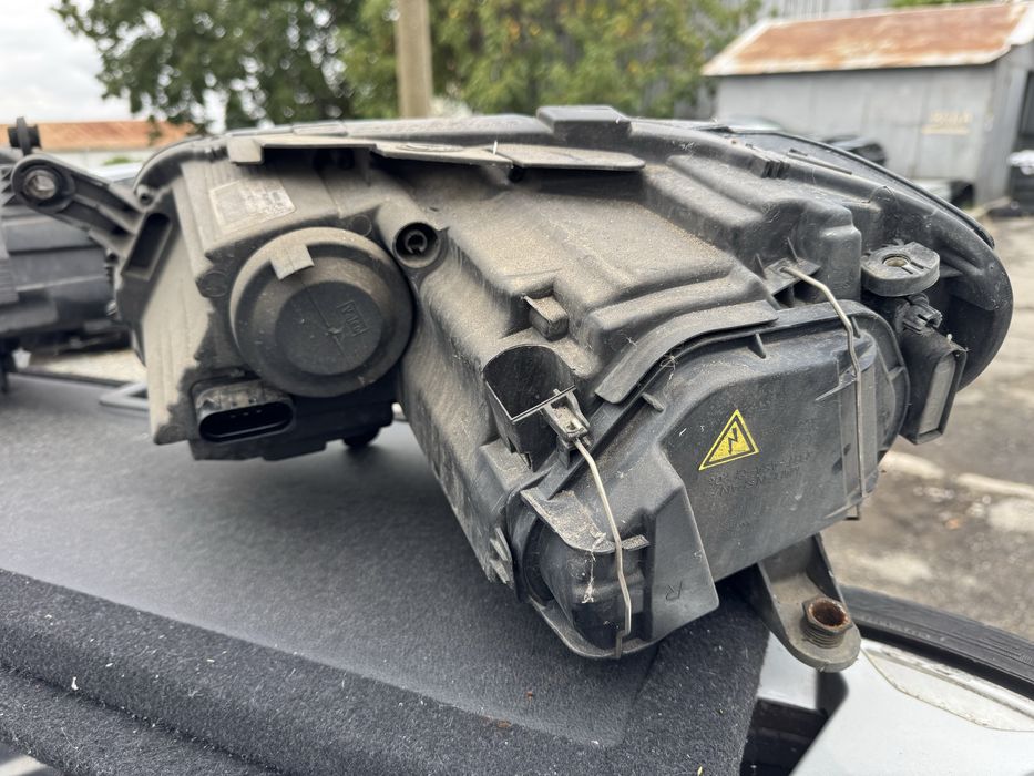 Bi-ксенонови фарове LED DRL  за VW Passat B7