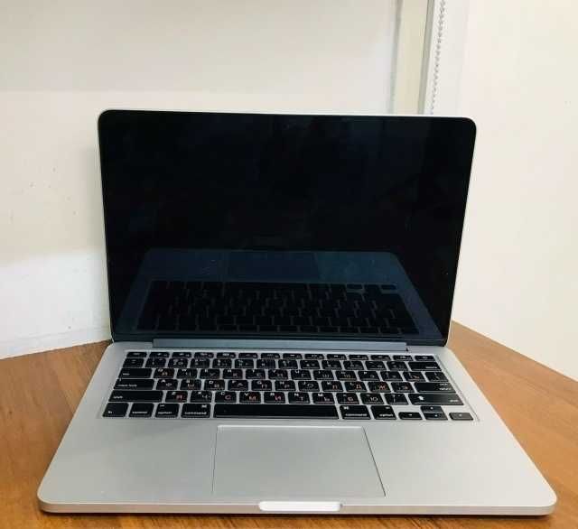23.7777 Macbook pro  (RETINA, 13-INCH,EARLY 2015)