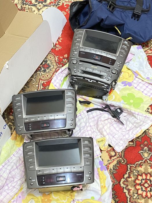 Монитор на is250