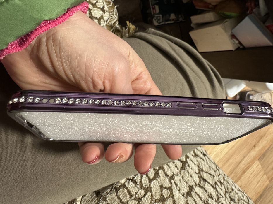 Гръб/ кейс и Държач за телефон и за подпиране в две посоки