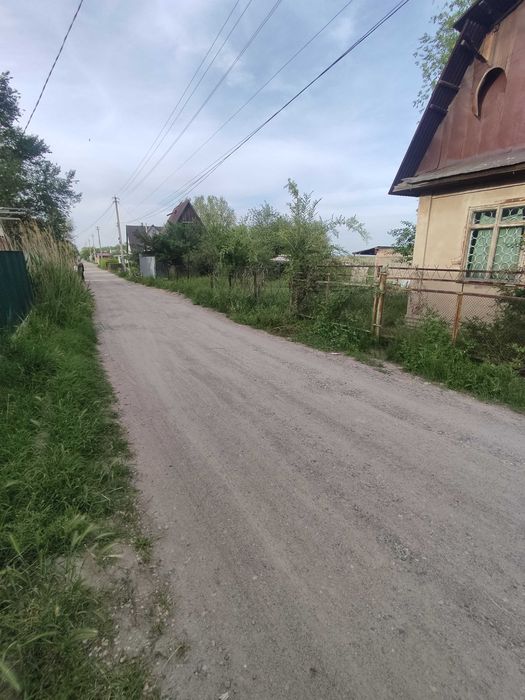 Продам дачу северо-западнее пос.Байсерке(30-й км.).Улица Асар.