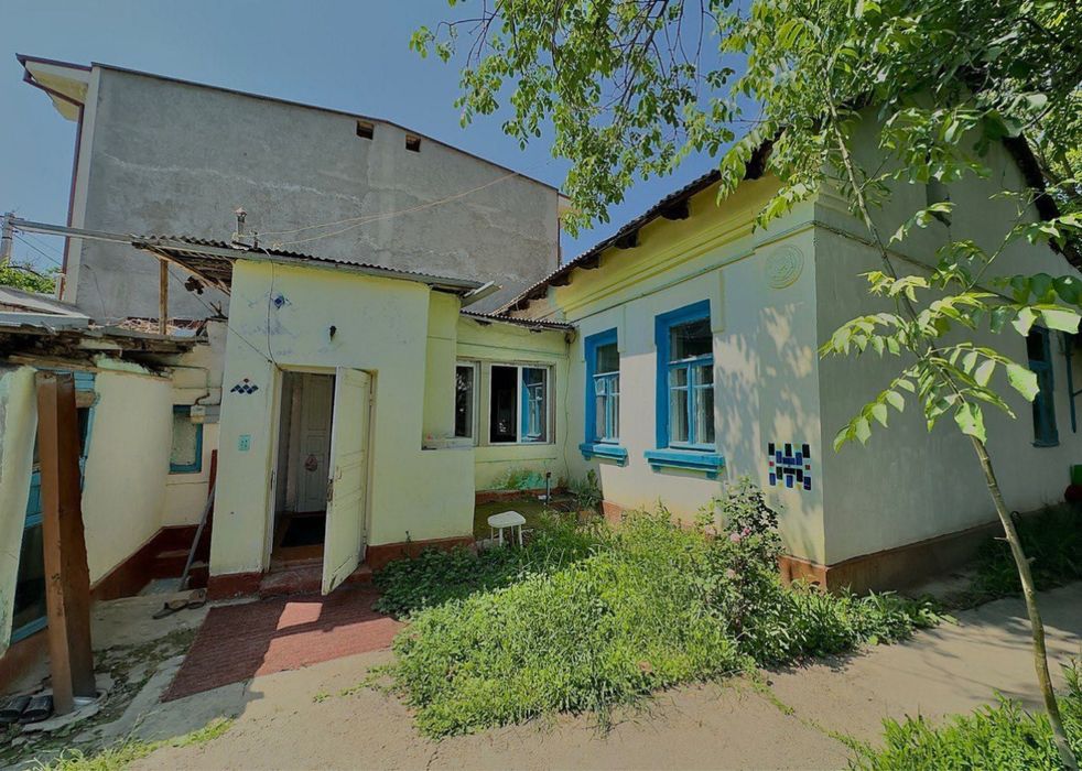 Продается дом с уникальным расположением