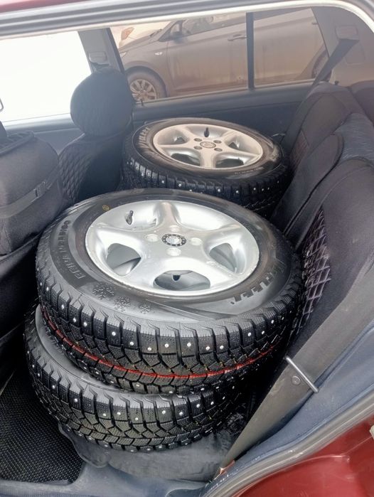 Продам зимнюю резину