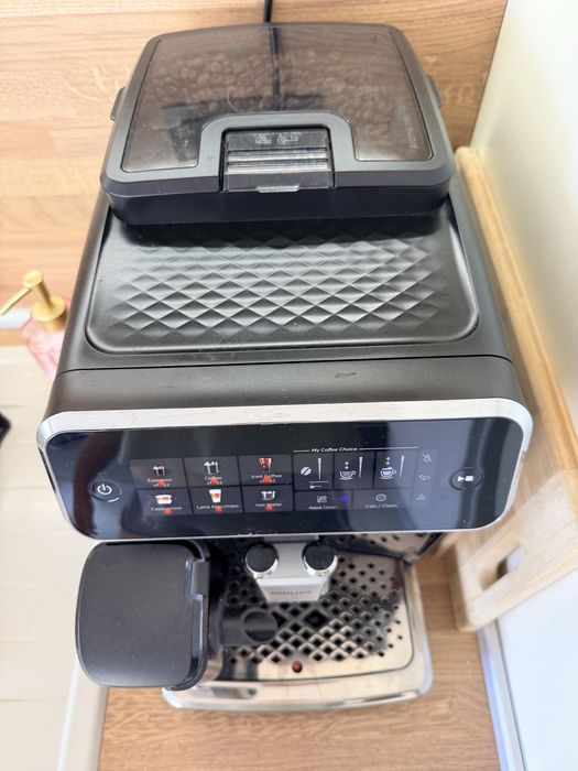 Кафемашина Philips LatteGo 2300