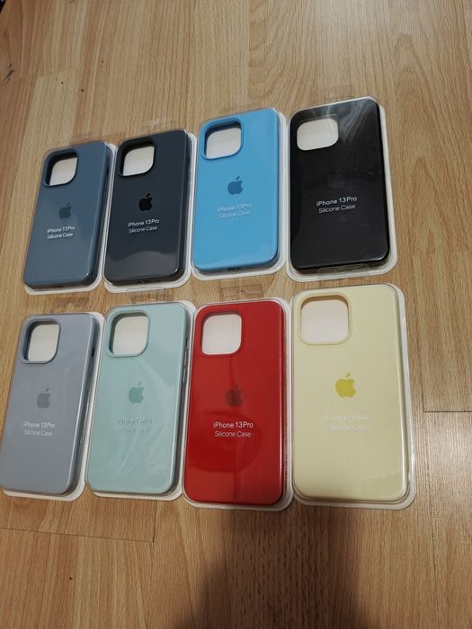 Husa iPhone 13 / 13 Pro Silicone Case Noua
