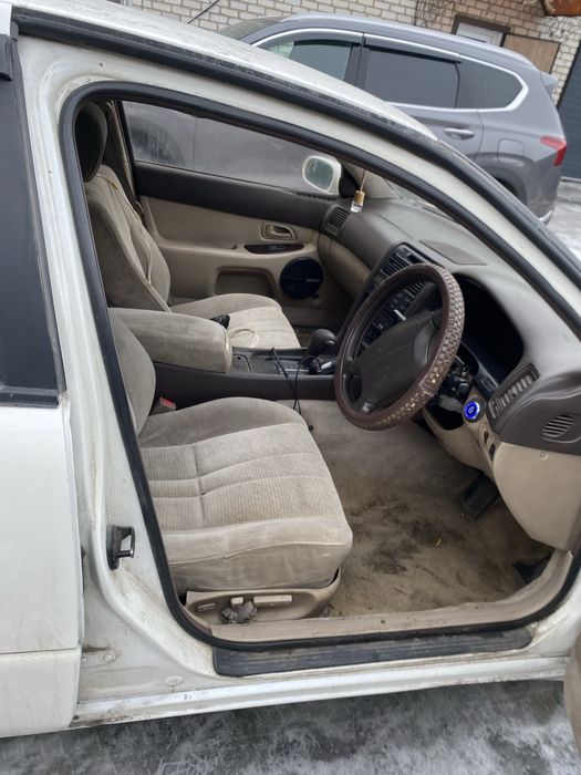 Продам тойоту Arista