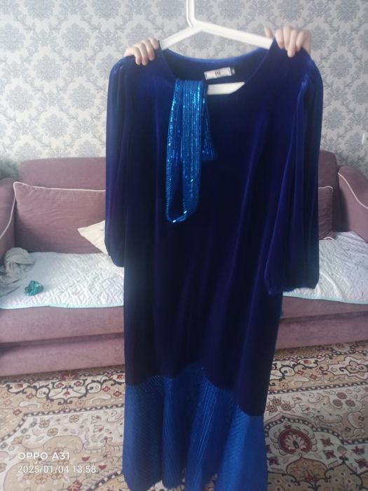 Продам женскую платье