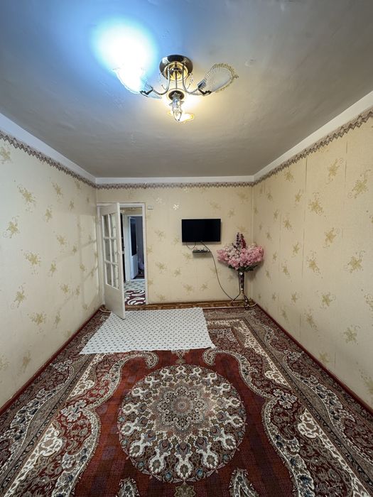 Продаётся 2 х комнатная Квартира