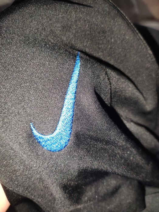 Оригинален Барселона nike екип (12-13години)