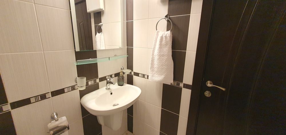 Дава се под наем Офис в Поморие - 75 кв.м за 255 € - Снимка #6