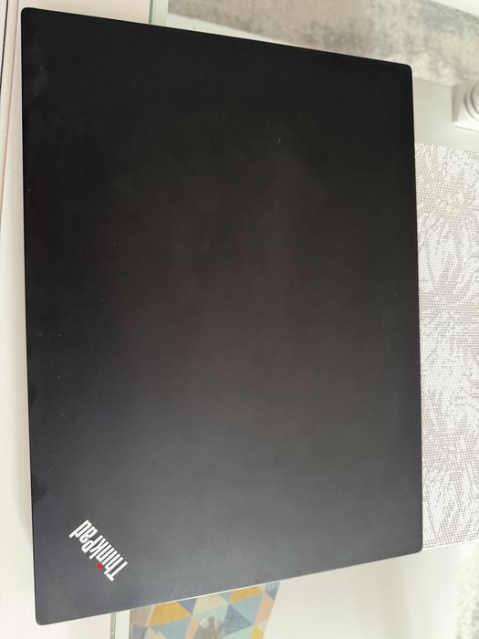 Laptop Lenovo ThinkPad E480 i5 2.7 HDD 1TB SSD 240 GB