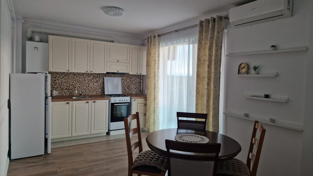 Apartament de închiriat