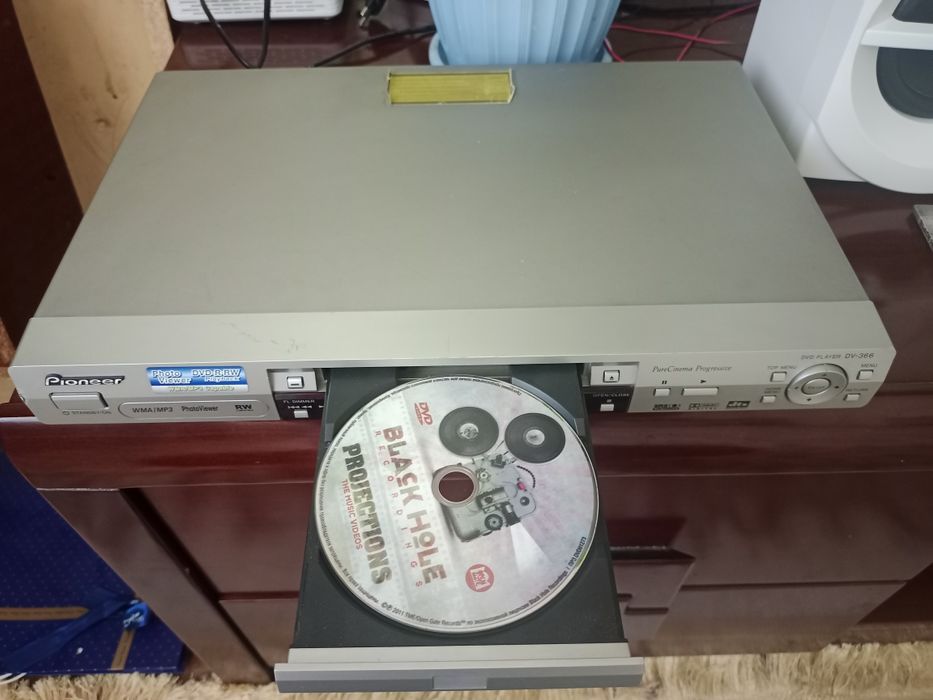 Проигрыватель Pioneer CD/DVD player