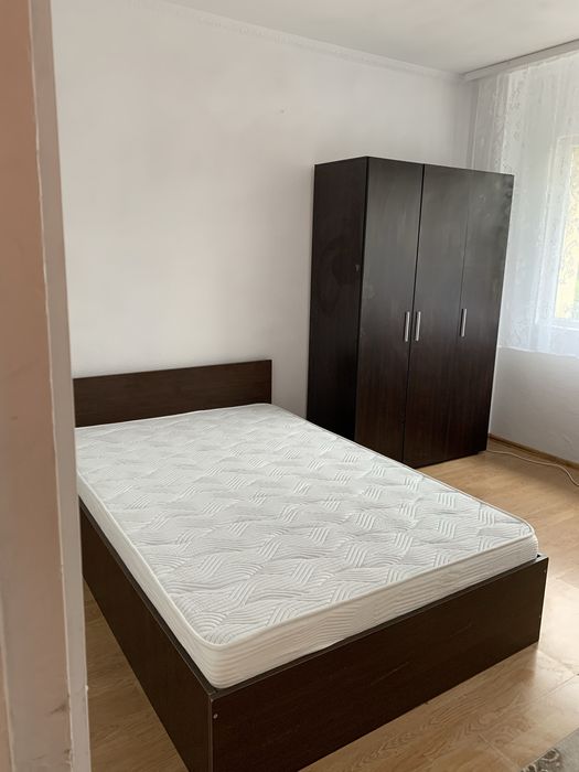 Inchiriez apartament doua camere