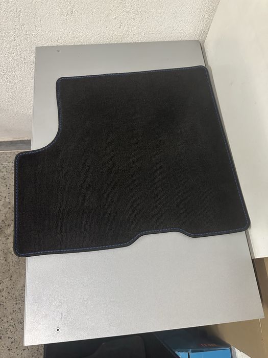 Текстилни стелки за DUSTER