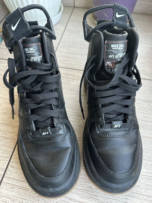 Nike Air Force 1