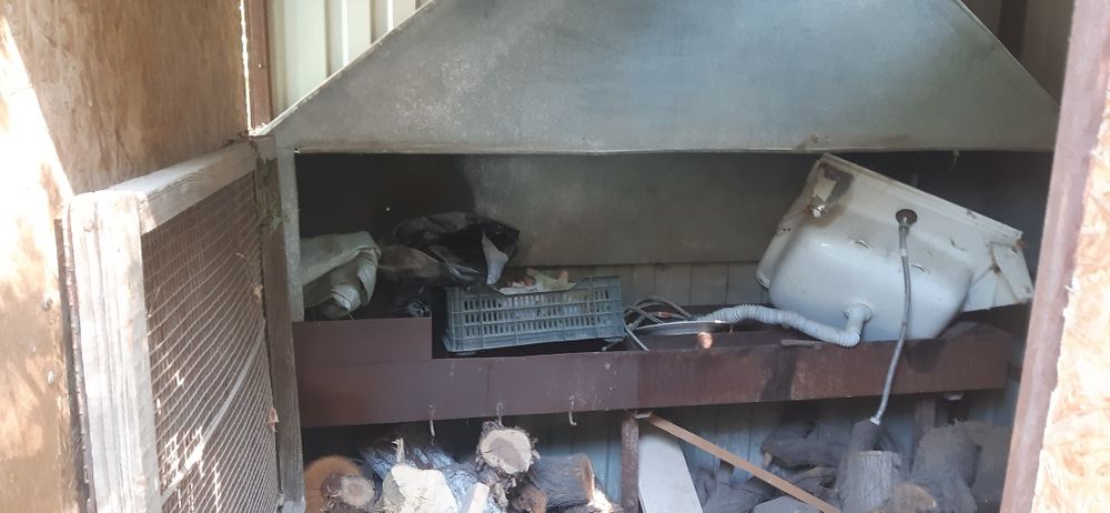 Домик для готовки шашлыка