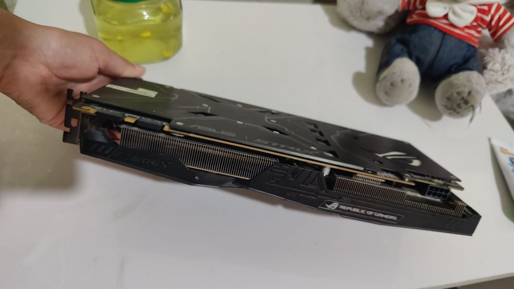 Видеокарта Asus GTX 1070-8G