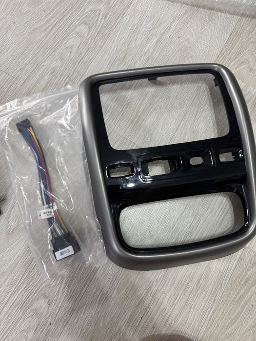 Магнитола на Рено Дастер