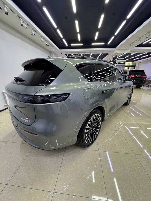 Voyah Free Plus — Premium gibrid | Rasmiy diler