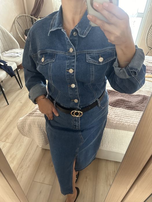 Дънкова рокля с дълъг ръкав