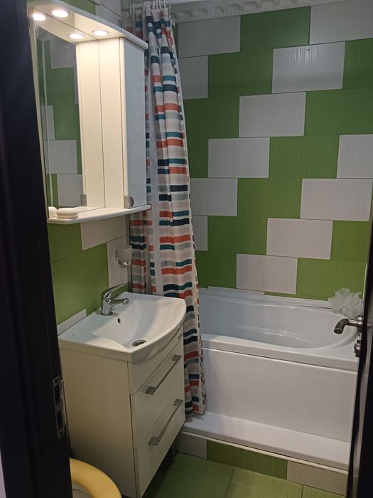 Apartament de închiriat