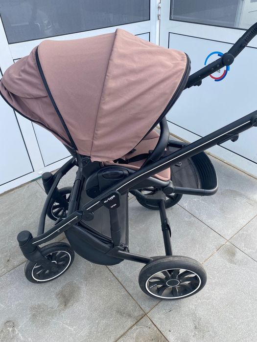 Бебешка количка Anex