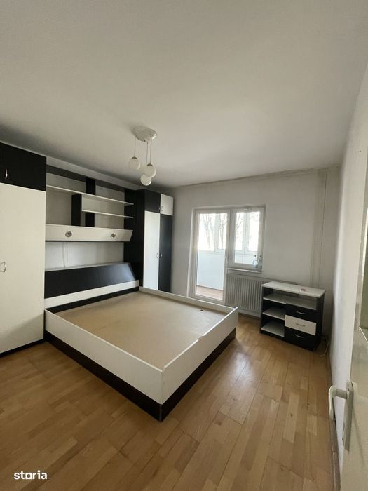 Apartament 4 camere etaj 1 Cetate