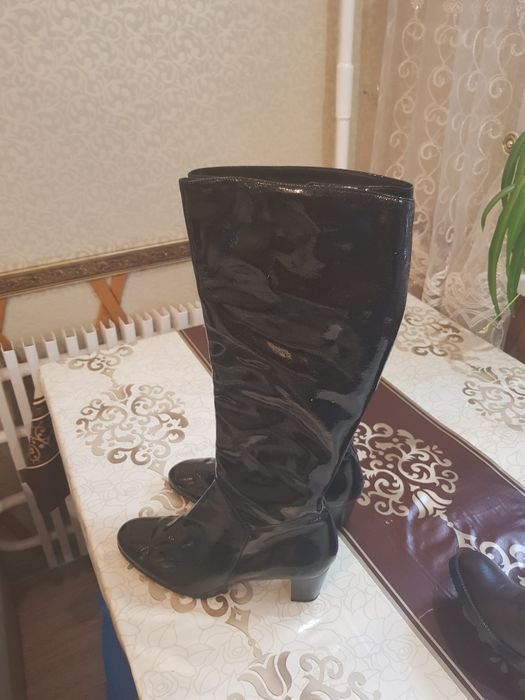 Женские зимние сапоги