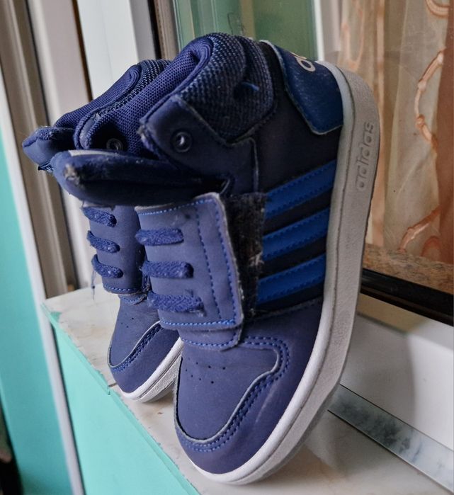 Ghete adidas, mărimea 27