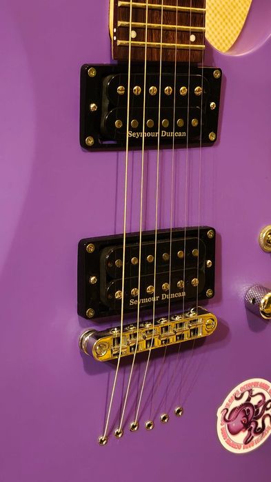 Schecter C-6 Deluxe - Seymour Duncan JP/'59, като нова