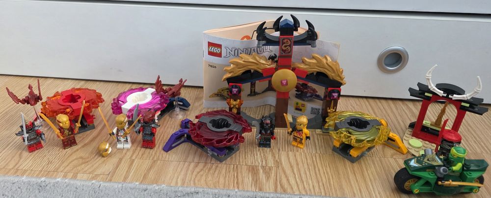Vând lego ninjago